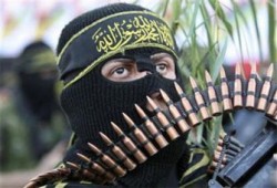المقاومة تعدم عميلاً للاحتلال رميًا بالرصاص وسط مدينة غزة