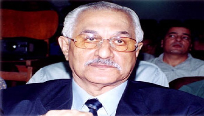 د. عبد اللطيف محمد عامر يكتب: جابر قميحة.. رفيق الدرب و"الضرب"