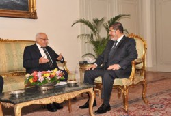 أبو المجد بعد لقاء الرئيس مرسي: كان متجاوبًا ومتفهمًا لكل الأمور