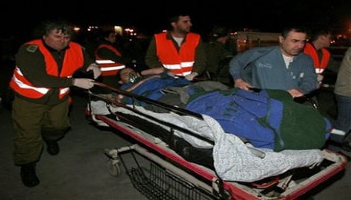 الاحتلال يعترف بإصابة جندي صهيوني بتفجير خان يونس