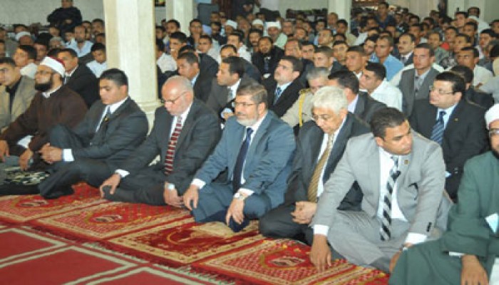 الرئيس في أسيوط: سفينة الوطن تحتاج إلى التوحد والتآخي