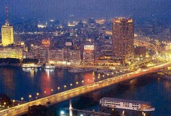 إغلاق المحلات بالعاشرة.. مليارات جديدة للموازنة