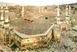 شئون الحرمين تحذِّر الحجاج من التدافع أثناء الطواف والسعي