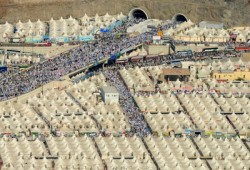 أكثر من 1.5 مليون حاج يستقرون بمشعر منى لقضاء يوم التروية