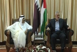 وزير التعليم العالي يرافق الوفد القطري خلال زيارته إلى غزة