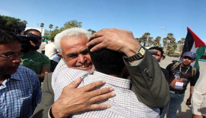 في ذكرى التبادل.. محررون يأملون بتكرار الصفقة للإفراج عن جميع الأسرى