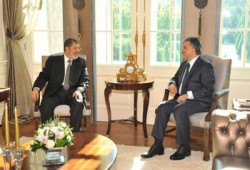 الرئيس التركي يجري محادثات مع الرئيس مرسي