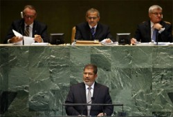 الرئيس مرسي يعود إلى القاهرة قادمًا من نيويورك