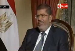 الرئيس: سيناء أرض مصرية ولا مشكلة في فرض سيطرتنا عليها