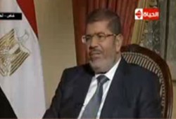 الرئيس: سيناء أرض مصرية ولا مشكلة في فرض سيطرتنا عليها