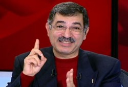صادق: الرؤساء والملوك تسابقوا لتحية الرئيس وإعلامنا يشوهه