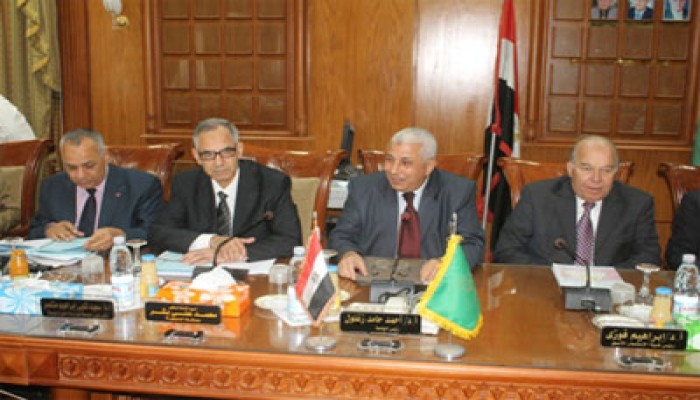 محافظ المنوفية: المرحلة الحالية تتطلب الارتقاء بطلاب الجامعة