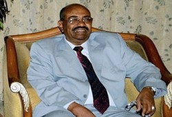 البشير يعود إلى السودان بعد زيارة رسمية للقاهرة