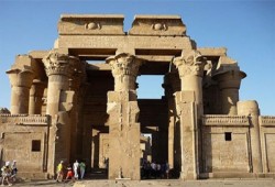 المرشدون السياحيون بأسوان يعلقون آمالهم على رحلة الرئيس الأوروبية