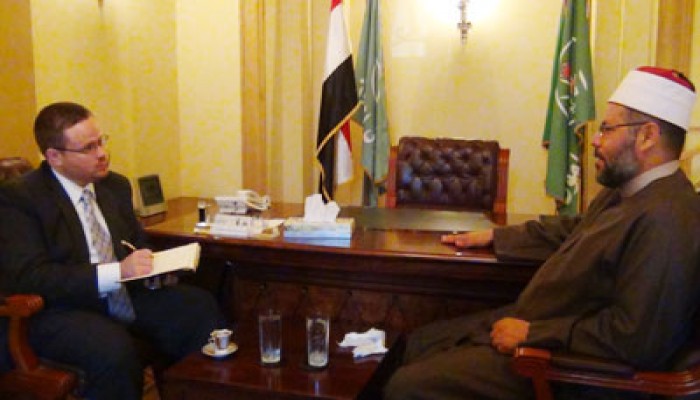 د. عبد الرحمن البر يكتب: لقائي مع سكرتير أول السفارة الأمريكية بالقاهرة (1)