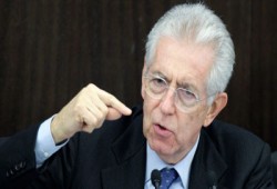 مونتي يؤكد أهمية زيارة مرسي لروما كأول عاصمة أوروبية