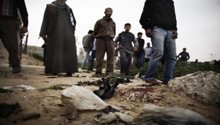 3 شهداء في قصف صهيوني على بيت حانون شمال غزة