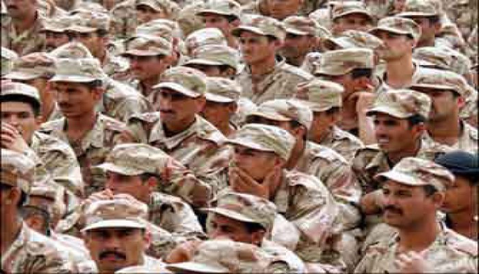 "الدفاع" العراقية تقرر إعادة 209 ضباط إلى الخدمة