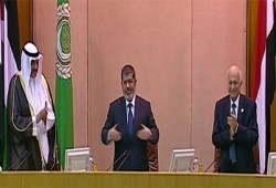الرئيس مرسي يطالب بتطوير آليات العمل العربي المشترك