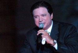 إيمان البحر درويش يستنكر عدم تنفيذ حكم عودته نقيبًا للموسيقيين