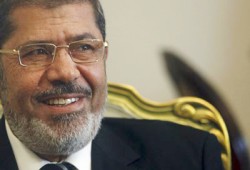 الرئيس مرسي يلتقي الجالية المصرية أثناء زيارته للصين