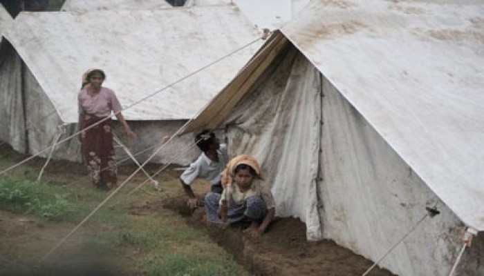 معونات تركية للاجئين الأراكان في بنجلاديش