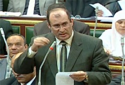 د. جمال حشمت يتهم (المصري اليوم) ب"فبركة "حديث صحفي
