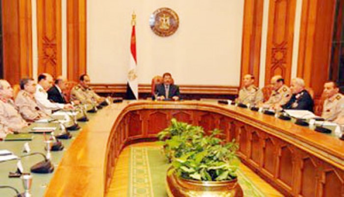 الرئيس يرأس اجتماعا للمجلس الأعلى للقوات المسلحة لمتابعة عمليات تطهير سيناء