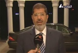 الرئيس مرسي يؤكد التعامل الفوري ضد أي معتد وتطهير الحدود