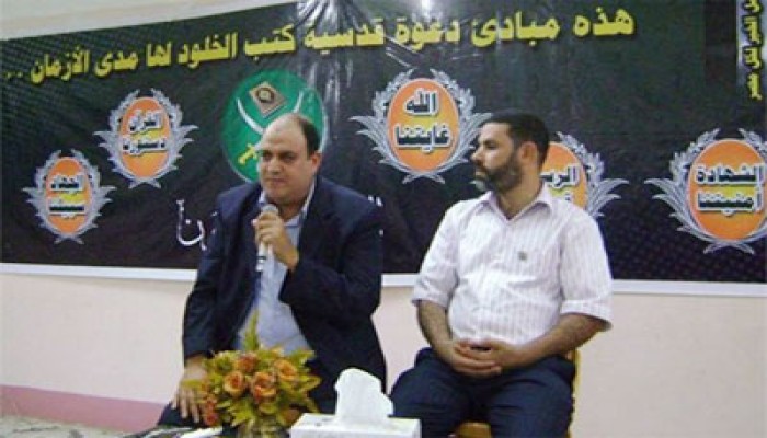 نائب الحرية والعدالة ينهي خصومة ثأرية بدمياط