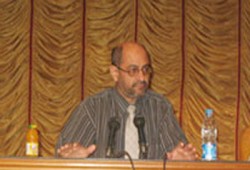 أنا ضعيف أمام النساء.. ماذا أفعل؟"