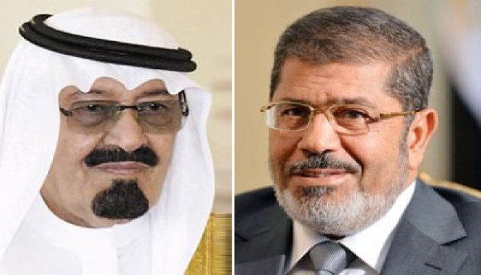 الرئيس مرسي يتسلم دعوة للقمة الإسلامية بمكة المكرمة في شهر رمضان