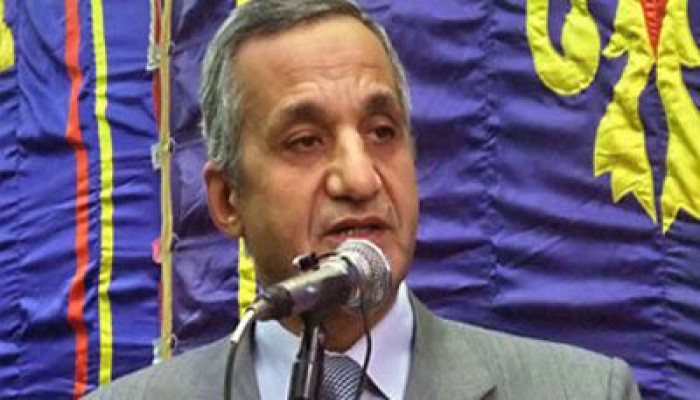 محافظ السويس يواصل اجتماعاته لتفعيل برنامج الرئيس