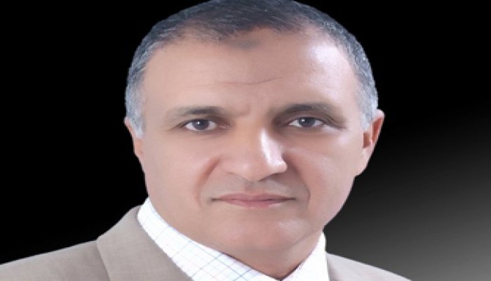 عكاشة مع الفارق