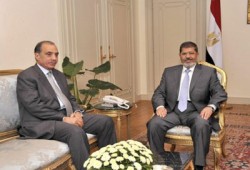 الرئيس مرسي يستقبل محافظ البنك المركزي