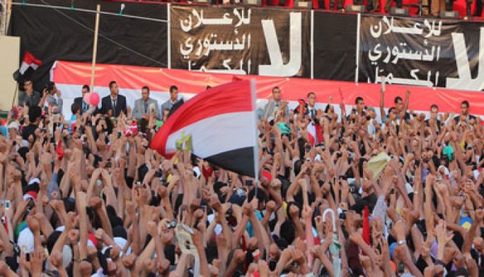 طلاب جامعات مصر ينضمون لاعتصام التحرير
