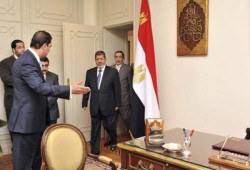 ياسر علي: الرئيس مرسي يفضل الإقامة في منزله