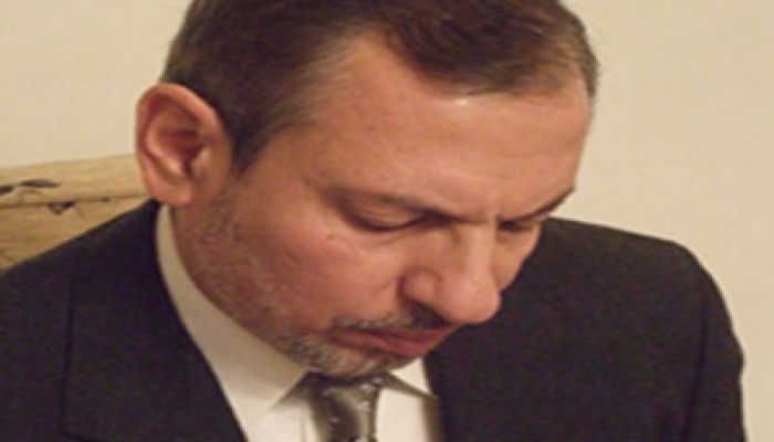 سيادة الرئيس.. قد رأيتُك