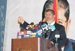 "ثوار المنيا": تأخير إعلان فوز مرسي "مريب"