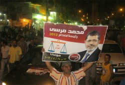 نقابات الفيوم: فوز د. مرسي يكتب صفحة جديدة لمصر الثورة