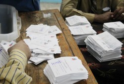 د. مرسي يتقدم على مرشح الفلول في المطرية وعين شمس والسلام