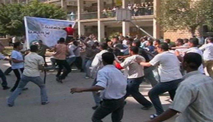 ناخبو السيدة عائشة يدلون بأصواتهم بعد ليلة دامية