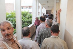 الناخبون: أحكام الدستورية دفعتنا للنزول لحماية ثورتنا