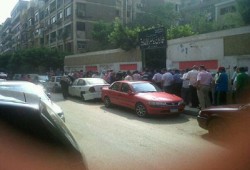 مصر الجديدة.. مندوبو مرسي داخل وخارج اللجان لتأمين الصناديق