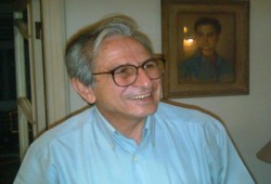 المخرج علي بدرخان يدعو للتوحد لإسقاط مرشح الفلول