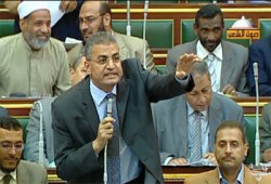 طلب إحاطة حول حراسة مدرَّعات وأفراد جيش لشفيق
