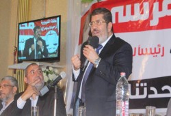 د. مرسي يُكرِّم أسر شهداء القليوبية