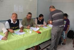 قاض يسمح بالتصويت أكثر من مرة في لجنة بمصر الجديدة