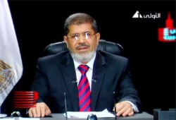 مرسي للمصريين: نعيش عرسًا للديمقراطية ونسعى للتنمية الحقيقية