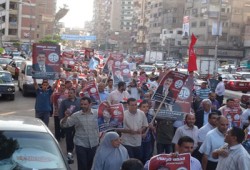 مسيرات حاشدة قبل المؤتمر الختامي لدعم مرسي بالمنصورة
